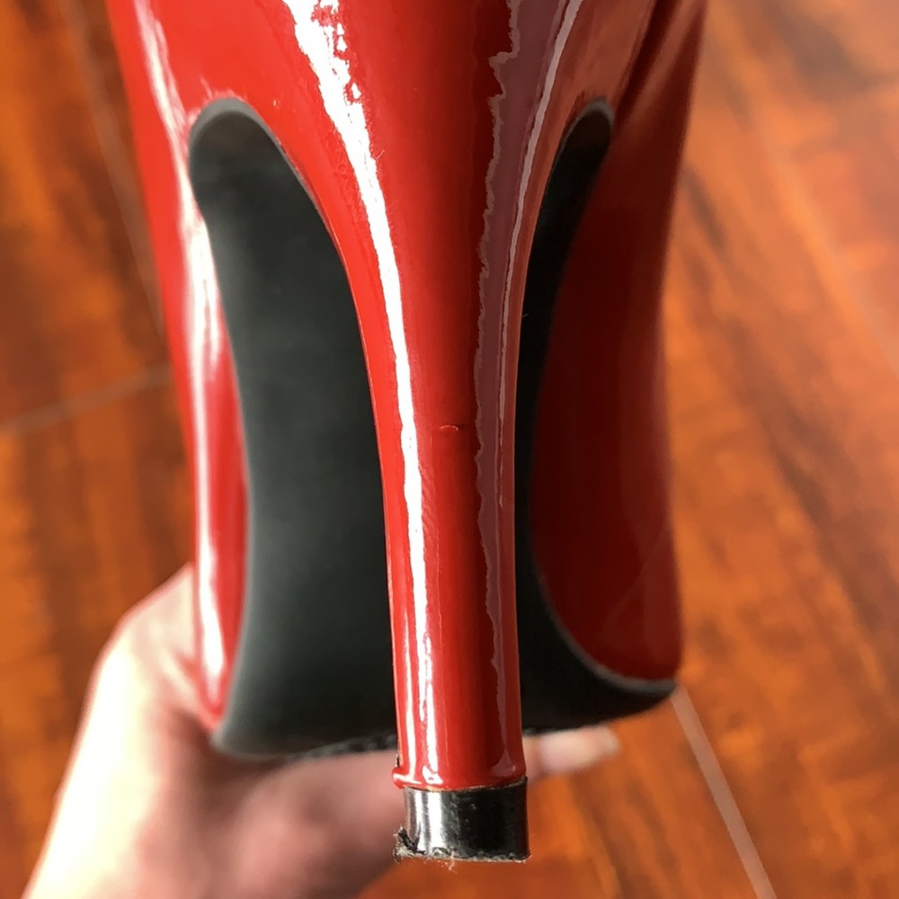 Bright Red Rounded Toe Jessica Simpson Heels - Picture 4 of 7